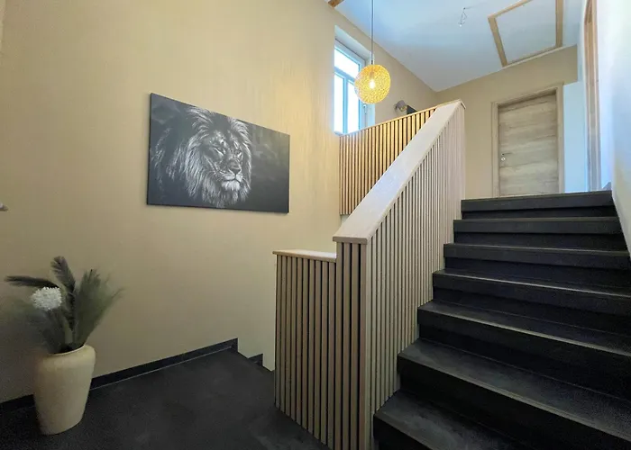 Alter Balken-Neuer Glanz - Ferienhaus Luna im Herzen Suhl Heinrichs